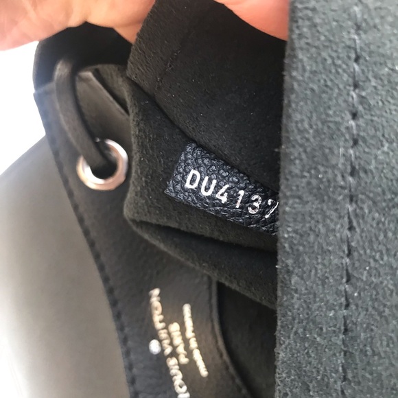 💯 Auth Louis Vuitton Lockme black calfskin backpack - Picture 11 of 14